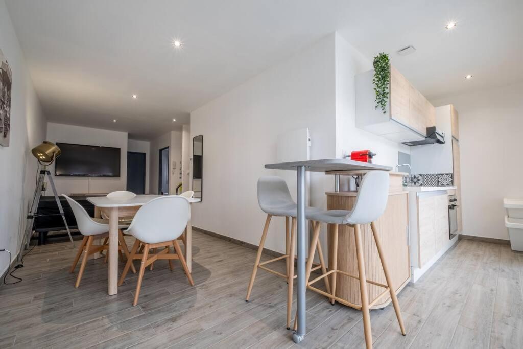 Apartmán Le Trianon - Parking Prive Remeš Exteriér fotografie