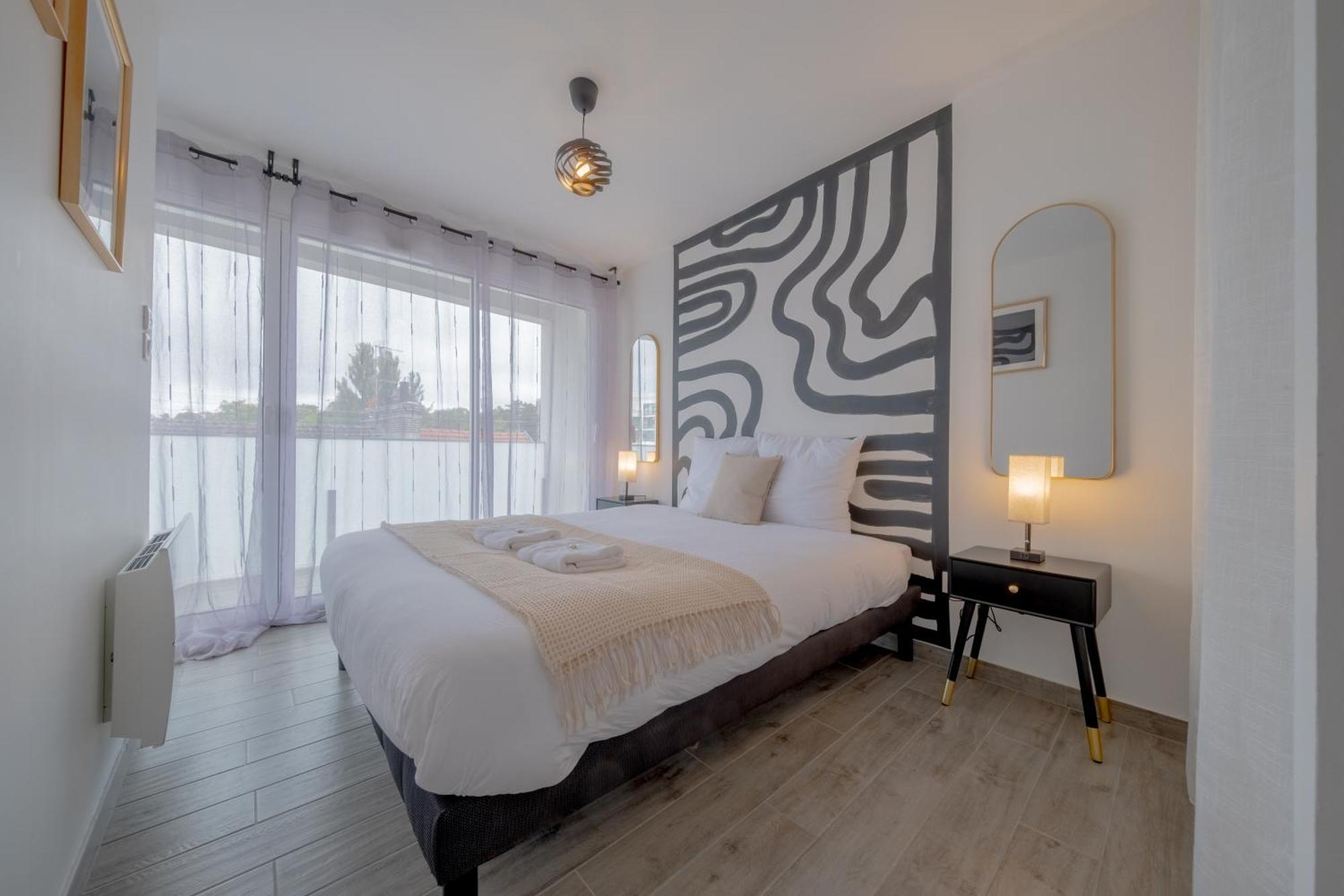 Apartmán Le Trianon - Parking Prive Remeš Exteriér fotografie