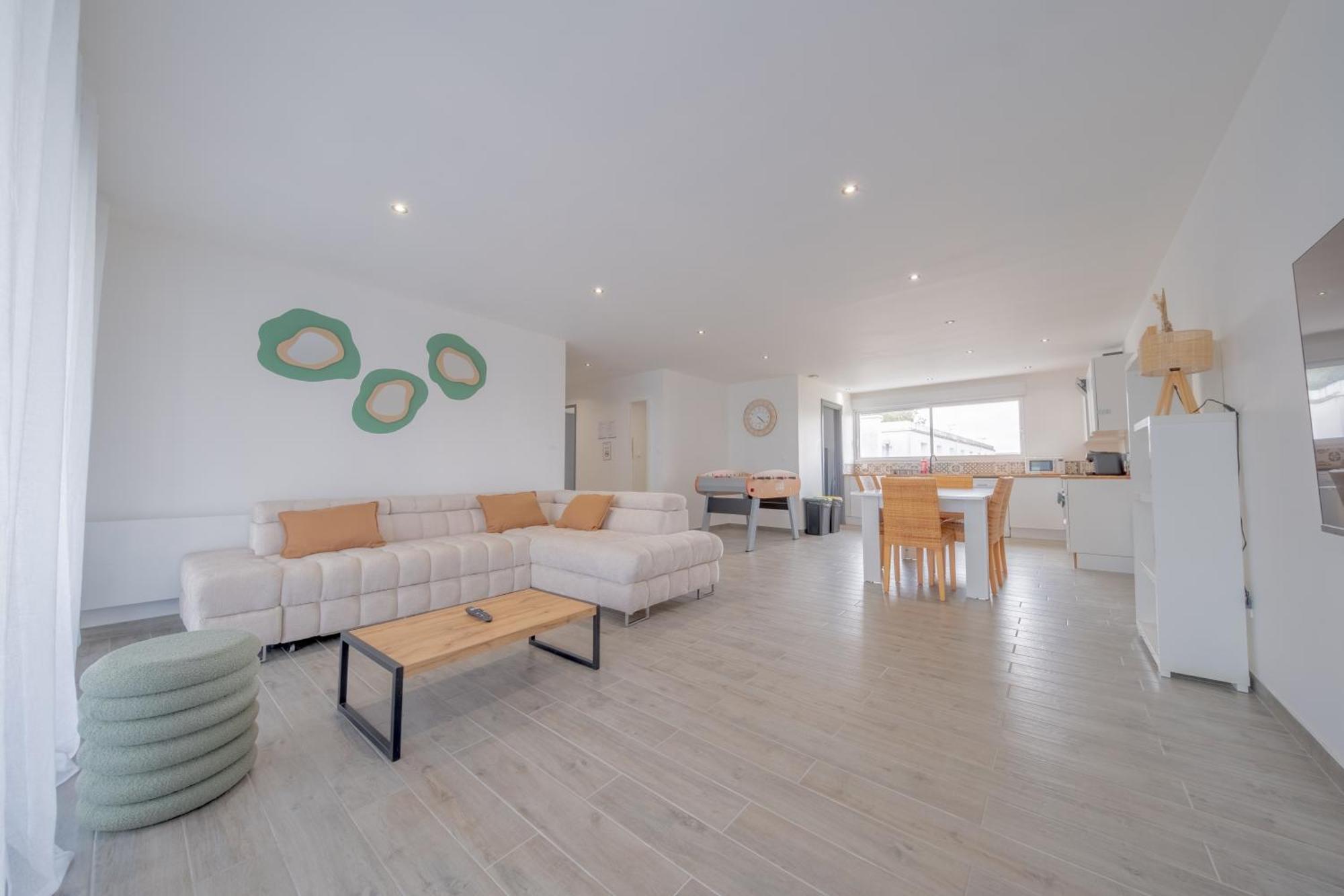 Apartmán Le Trianon - Parking Prive Remeš Exteriér fotografie